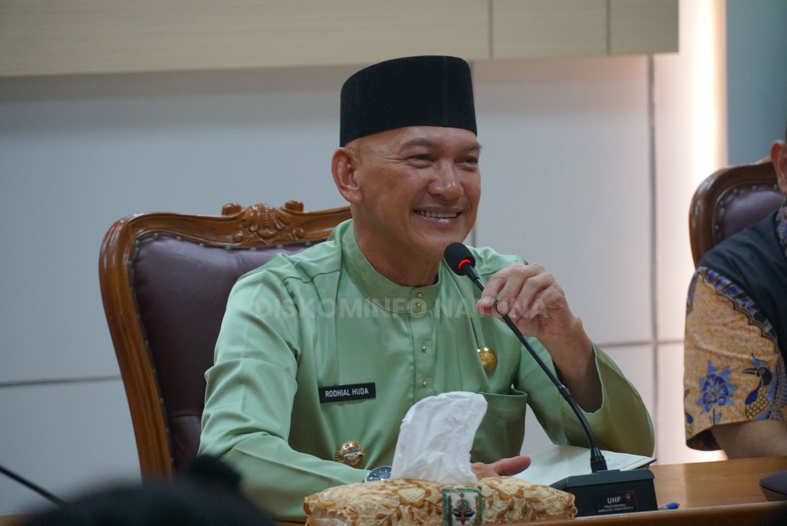 You are currently viewing Kunjungan Kemenkumham Kepri, Wakil Bupati Natuna Harapkan Akan Ada Kerja Sama Dalam Penyelesaian Permasalahan Hukum Dan HAM di Daerah Perbatasan