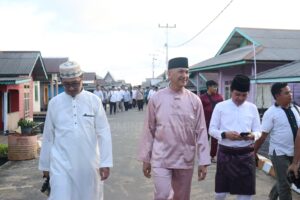 Read more about the article Hadiri Penutupan Muhibah Ramadhan Kec. Pulau Tiga Barat, Wakil Bupati Natuna: Jadilah Seperti Kupu-kupu yang Indah Selepas Ramadhan dengan Saling Memaafkan