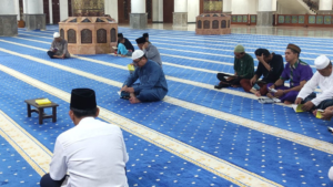 Read more about the article Yasinan Malam Jum’at, Agenda Pemda Natuna Dalam Membangun Nilai Spritual Keagamaan