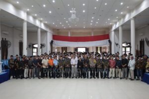 Read more about the article Asisten 1 Bupati Natuna Hadiri Pelantikan Panitia Pemungutan Suara (PPS) Se-Kabupaten Natuna Untuk Pilkada 2024
