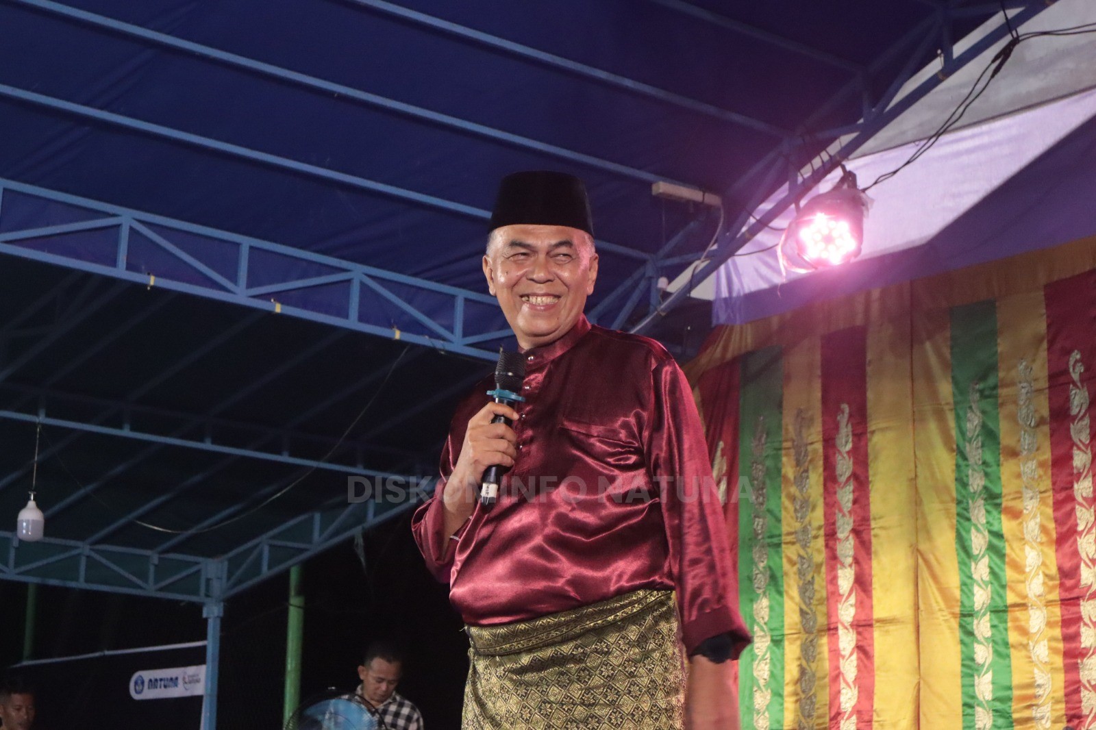 You are currently viewing Hadiri Malam Gelar Budaya Dendang Piwang Subi, Bupati Pesan Lestarikan Budaya