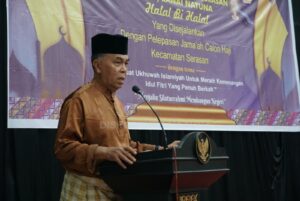 Read more about the article Jalin Silaturahmi, Bupati Natuna Hadiri Acara Halal Bihalal Bersama Masyarakat Serasan