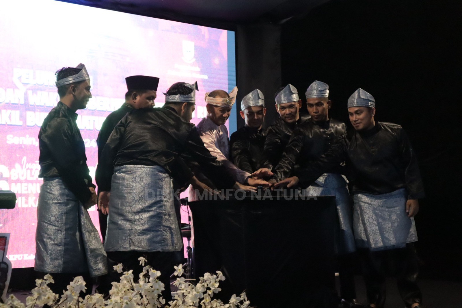 You are currently viewing KPU Natuna Resmi Luncurkan Tahapan Pemilihan Gubernur dan Wakil Gubernur Kepri, serta Bupati dan Wakil Bupati Natuna 2024