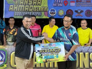 Read more about the article Bupati Natuna Dampingi Gubernur Kepri dalam Penutupan Piala Gubernur Zona Kabupaten Natuna