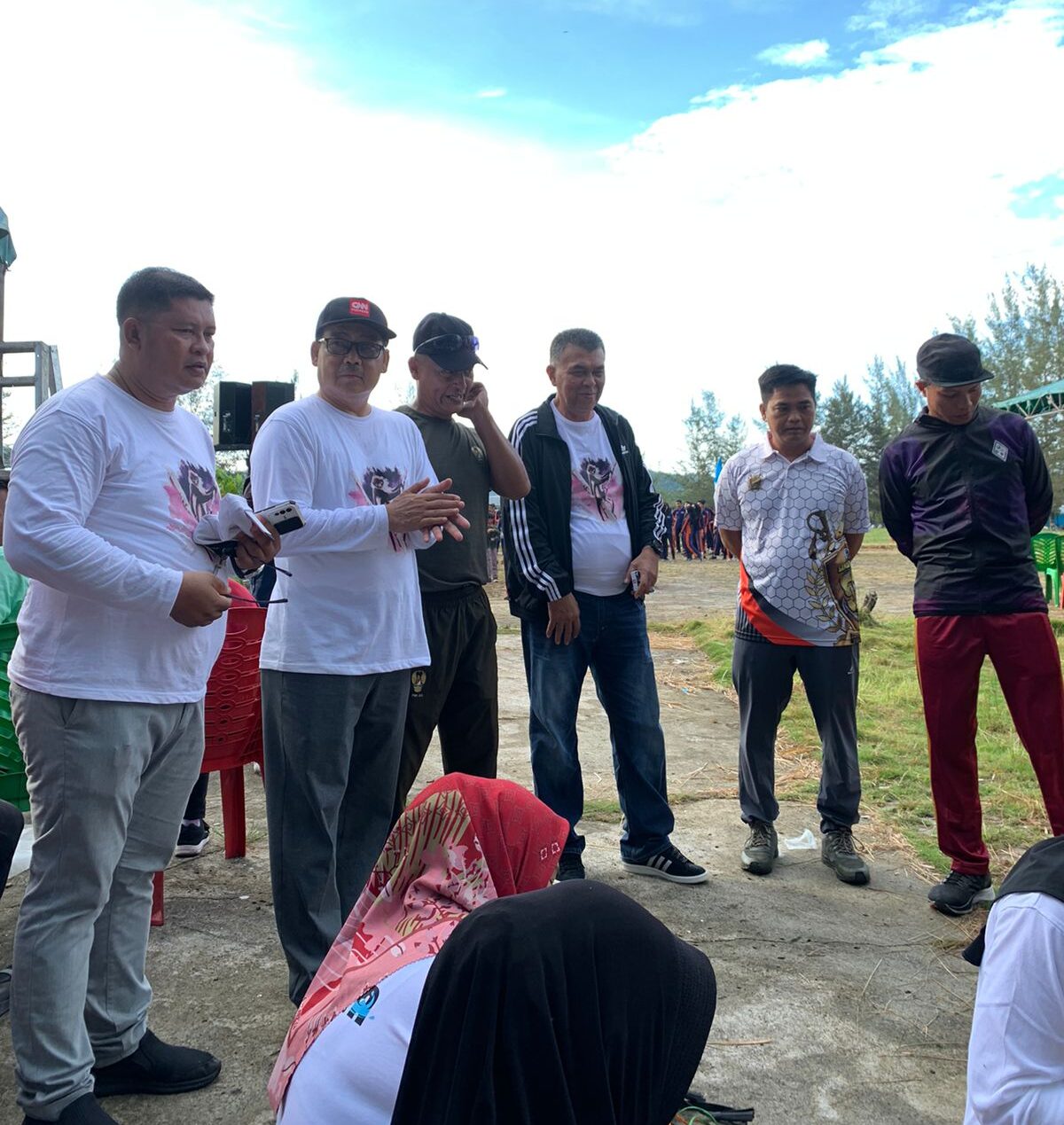 You are currently viewing Hadiri Natuna Kreatif Lomba Menganyam Pandan, Bupati Natuna