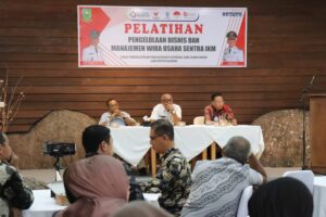 Read more about the article Pemda Natuna Gelar Focus Group Discussion Rencana Bisnis Pengelolaan Sentra Hasil Laut Bersama Pelaku IKM Natuna