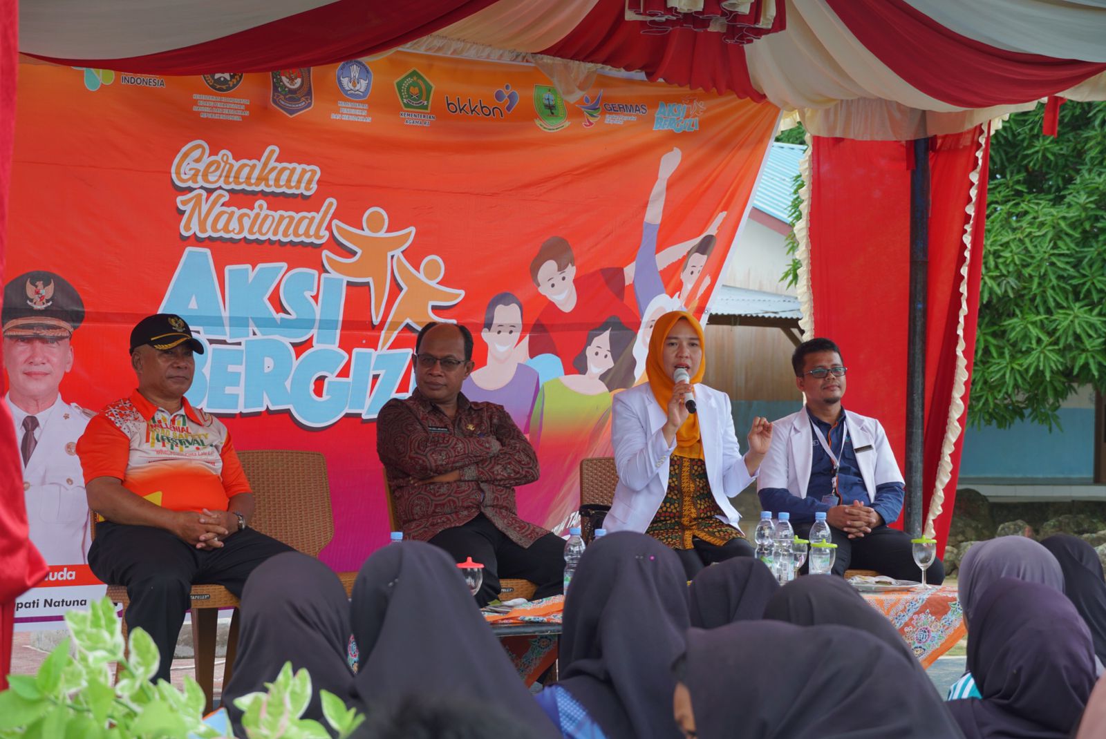 You are currently viewing Pemda Natuna Gelar Gernas Aksi Bergizi di SMPN 1 Bunguran Selatan 