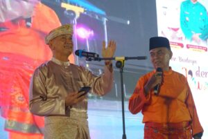 Read more about the article Lestarikan Budaya Natuna, Bupati bersama Wakil Bupati Hadiri Gelaran Budaya Dendang Piwang di Sedanau