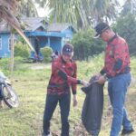 Awali Kunker di Hari Kedua, Rodhial Huda Gotong Royong Bersama Masyarakat Pulau Laut