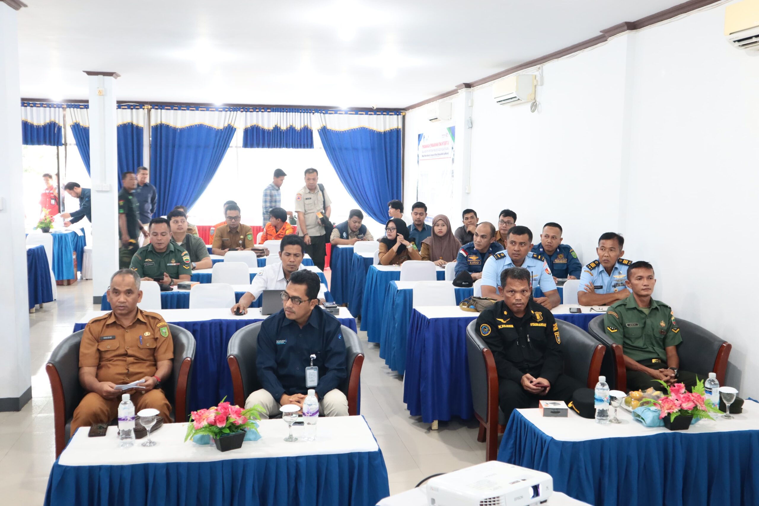 You are currently viewing Kemenkominfo Gelar Sosialisasi Penggunaan Perangkat Telekomunikasi di Natuna