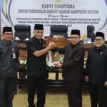 Bupati Natuna Hadiri Rapat Paripurna Penyampaian Pendapat Akhir Fraksi DPRD Natuna Terhadap Ranperda Tahun Anggaran 2024
