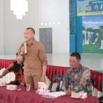 Serahkan Bantuan Pembinaan Kepada Guru Ngaji, Wakil Bupati Natuna : Wujudkan anak yang pandai mengaji dan memiliki akhlakul karimah