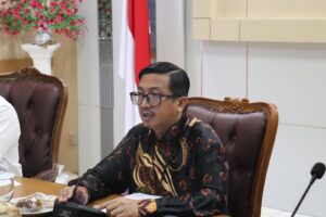 Read more about the article Gelar Sidang Tim GTRA II, Sekda Natuna :Satukan Persepsi Melalui Program Redis