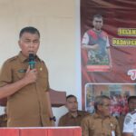Buka Turnamen Sepak Bola Antar Desa dan Kelurahan Desa Gunung Putri, Bupati : Jadikan Turnamen Sebagai Ajang Silaturahmi