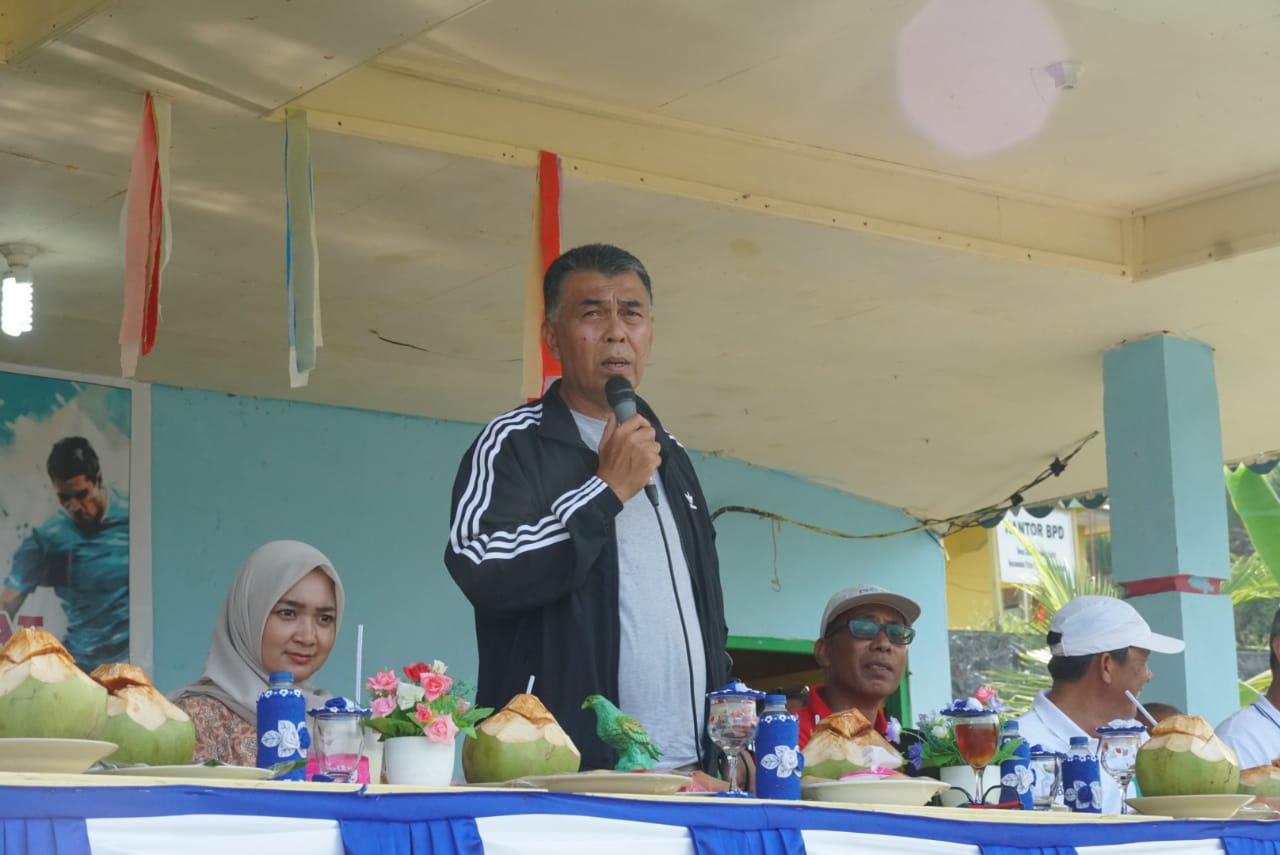 You are currently viewing Bupati Natuna Tutup Perayaan HUT Ke-17 Desa Sabang Mawang Barat Kecamatan Pulau Tiga