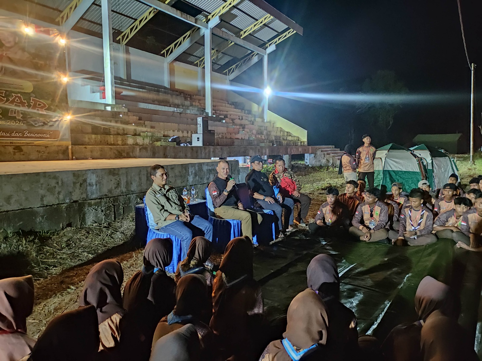 Silaturahmi Wakil Bupati Natuna Selaku Wakil Ketua Mabicab Dengan Peserta Kemah Besar