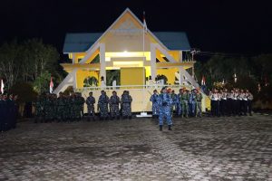 Read more about the article Pemda Natuna Laksanakan Apel Kehormatan dan Renungan Suci di Malam Kemerdekaan RI ke-79