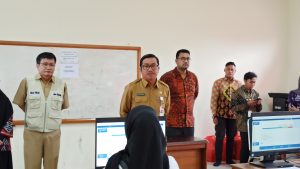 Read more about the article Sekda Natuna Tinjau Pelaksanaan Ujian Beasiswa Universitas Pertamina Tahun 2024