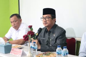 Read more about the article Sekda Natuna Buka Sosialisasi dan Pelatihan Manajemen Risiko PDAM Natuna