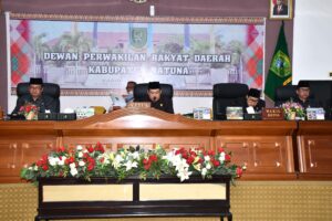 Read more about the article Penandatanganan Nota Kesepakatan Persetujuan Bersama Antara Pemkab Natuna Dengan DPRD Terhadap RPJPD Natuna Tahun 2025-2045