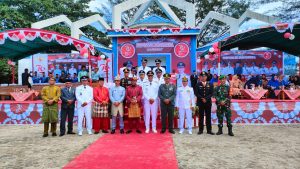 Read more about the article Meriahkan HUT RI Ke-79 di Perbatasan Indonesia – Malaysia: Warga Serasan Dan Sekitarnya Beserta Aparat Gabungan Gelar Upacara 17 Agustus