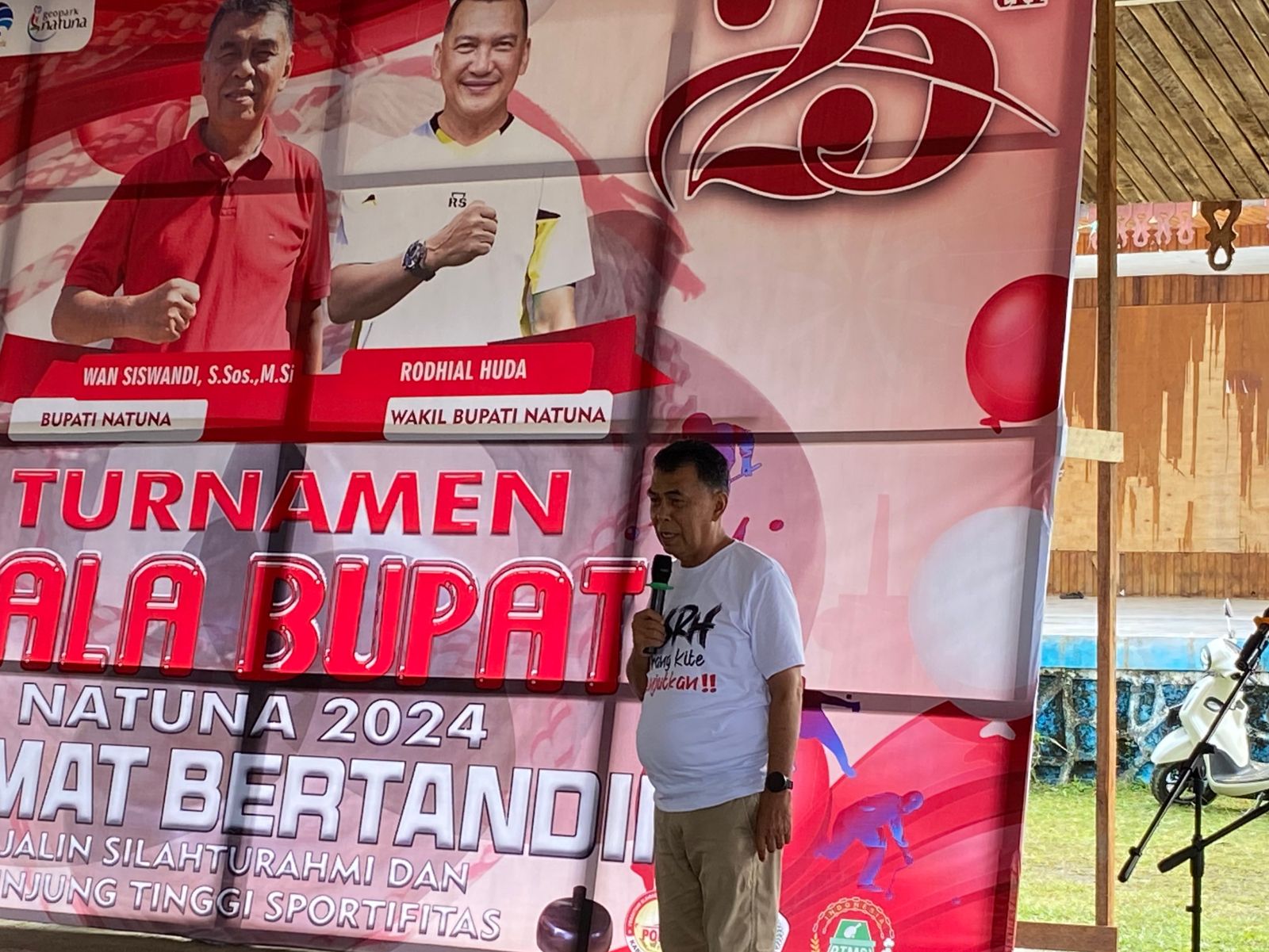 Bupati Natuna Buka Pertandingan Gasing Piala Bupati 2024