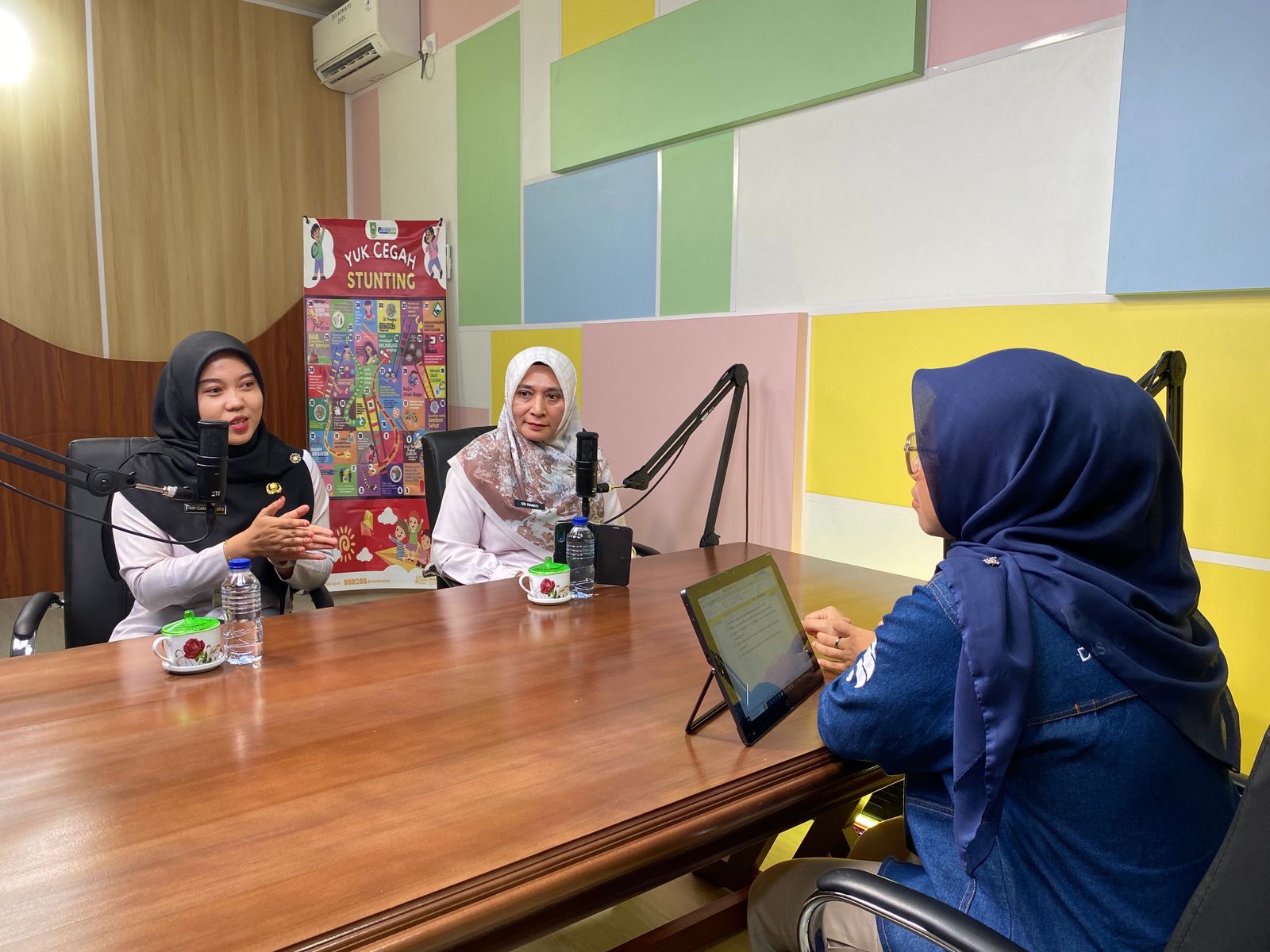 Diskominfo Natuna Hadirkan Studio Podcast untuk Publikasi Informasi Visual Modern.