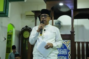 Read more about the article Sambangi Masjid Al-Istiqomah Pering, Wakil Bupati Natuna Salurkan Bantuan Rumah Ibadah Dan Sembako.