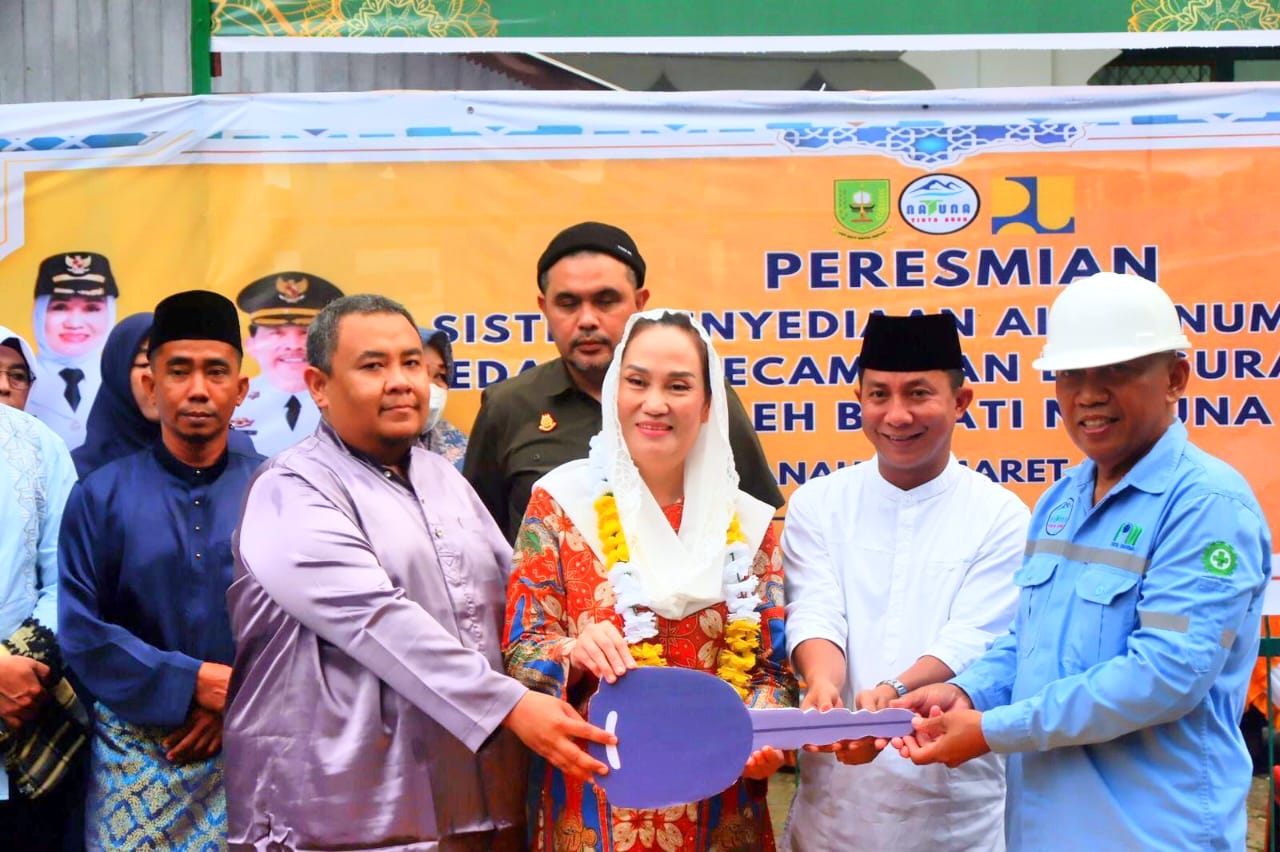 Resmikan SPAM Sedanau, Bupati Natuna : Semoga Pasokan Air Bersih Untuk Warga Semakin Lancar