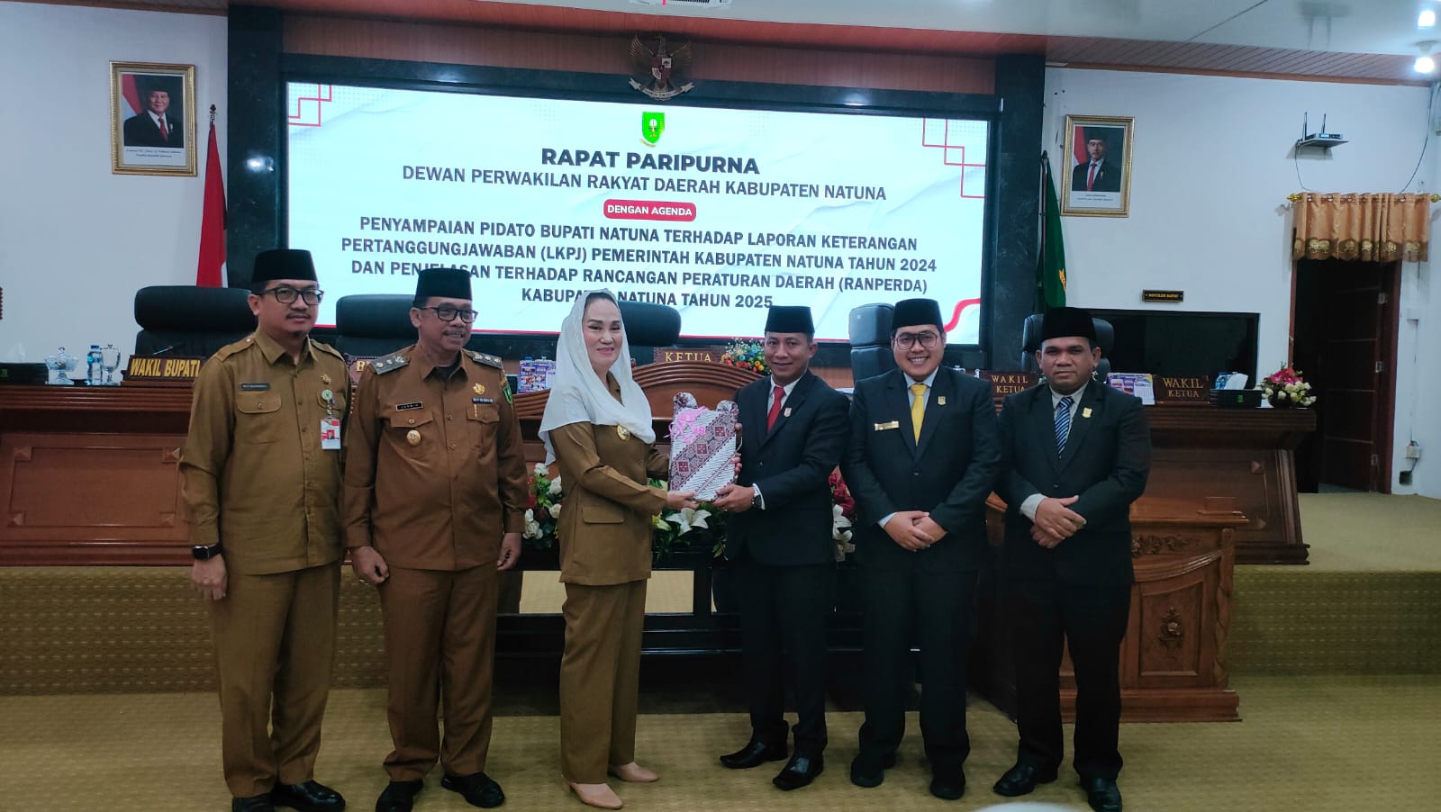 Bupati Natuna Sampaikan LKPJ 2024 Pada Rapat Paripurna DPRD Natuna.