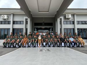 Read more about the article Bupati Natuna Sambut Kedatangan Panglima Komando Operasi Udara Nasional Ke Natuna