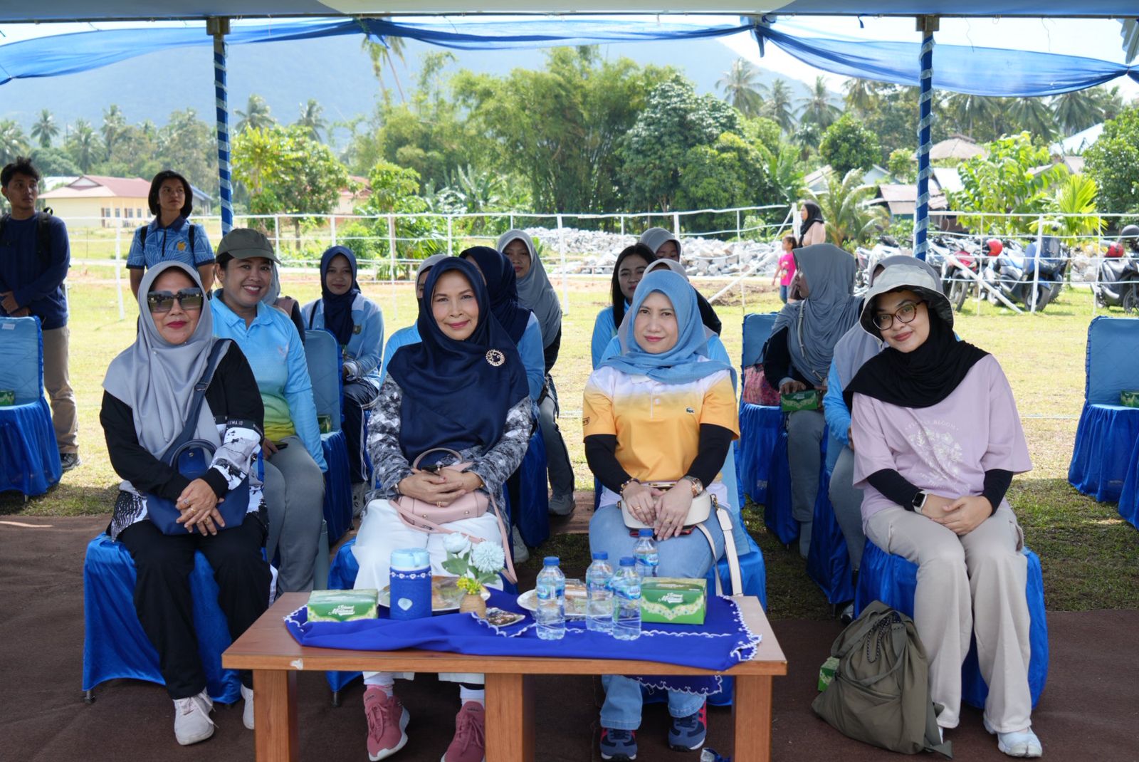 Sportivitas dan Silaturahmi: Ketua Dekranasda Natuna Hadiri Pembukaan Turnamen Sepak Bola DANDENHANUD 2025