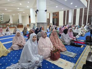Read more about the article Ketua Dekranasda Kabupaten Natuna Hadiri Dzikir dan Istighosah Sambut Tahun Baru Islam 1447 H
