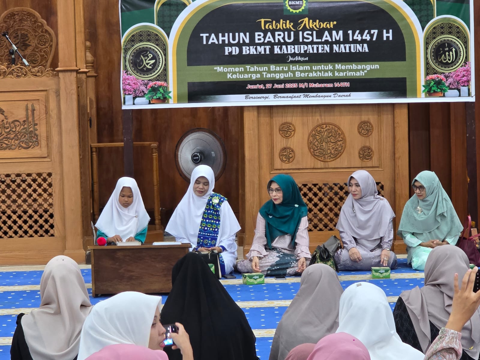 Ketua Dekranasda Kabupaten Natuna Hadiri Tabligh Akbar Tahun Baru Islam 1447 H