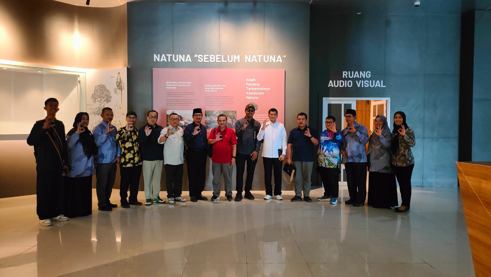 Sekda Natuna Dampingi Tim Evaluator Tinjau Museum