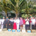 Momentum HUT ke-80 RI, Bupati Natuna dan Pangkogabwilhan I Kompak Kibarkan Merah Putih