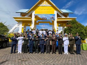 Read more about the article Wakil Bupati Natuna Hadiri Upacara Ziarah Nasional TMP