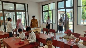 Read more about the article Wakil Bupati Natuna Tinjau Kegiatan Belajar Sekolah Rakyat