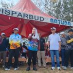 Lomba Panjat Pinang Meriahkan Hari Jadi ke-26 Kabupaten Natuna