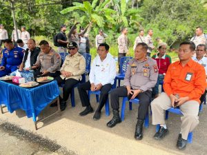 Read more about the article Wakil Bupati Natuna Hadiri Kegiatan Penanaman Jagung Serentak