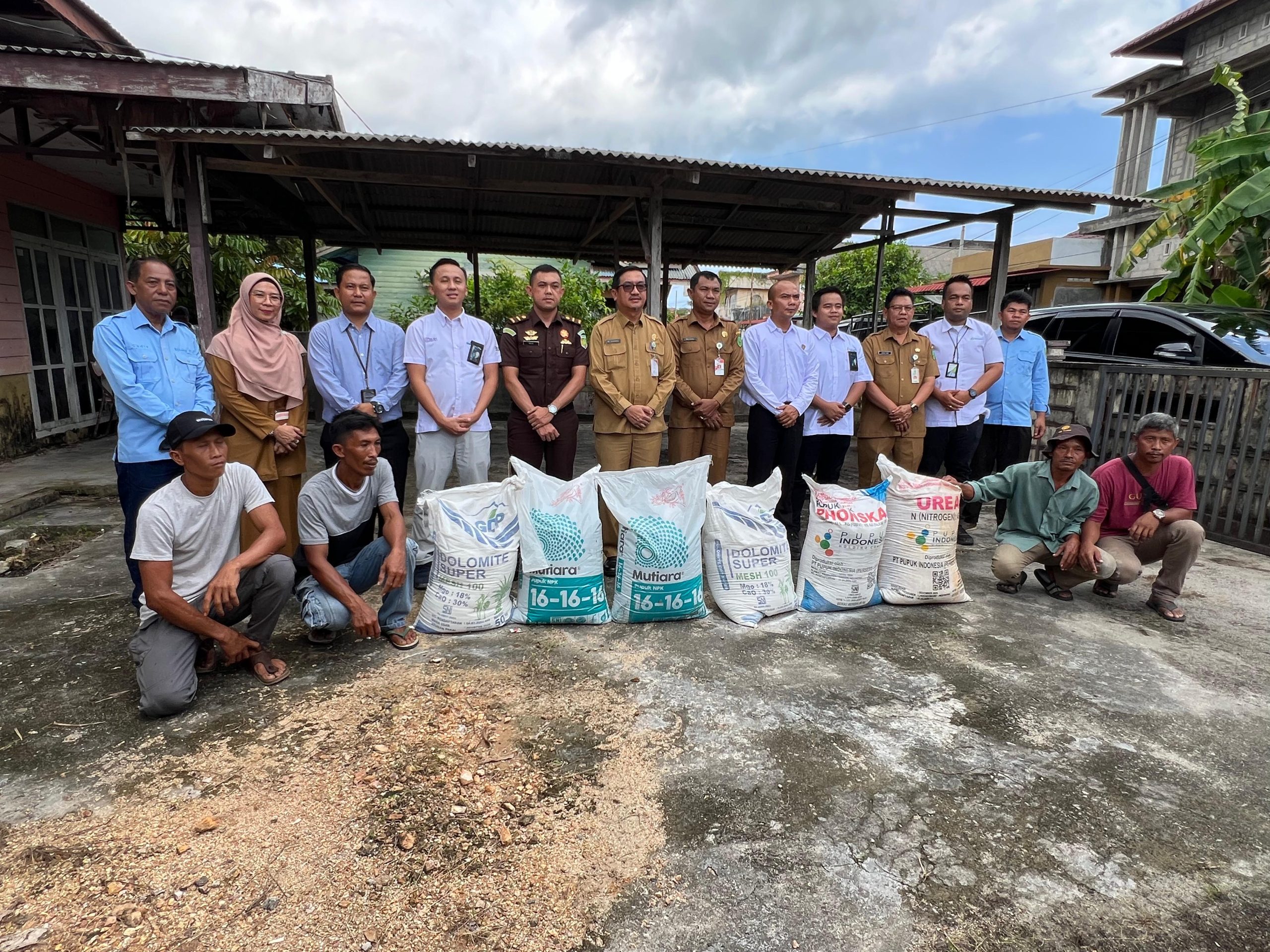 Pemkab Natuna Salurkan Lanjutan Pupuk Subsidi Tahun 2025