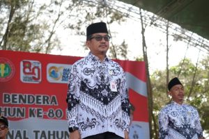 Read more about the article Dari Wilayah Perbatasan, Sekda Natuna Pimpin Upacara Peringatan HUT Ke-80 PGRI Tahun 2025