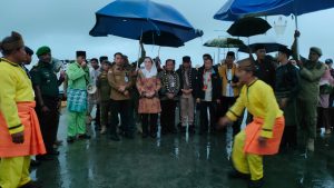 Read more about the article Bupati dan Wakil Bupati Natuna Tinjau PLBN Serasan