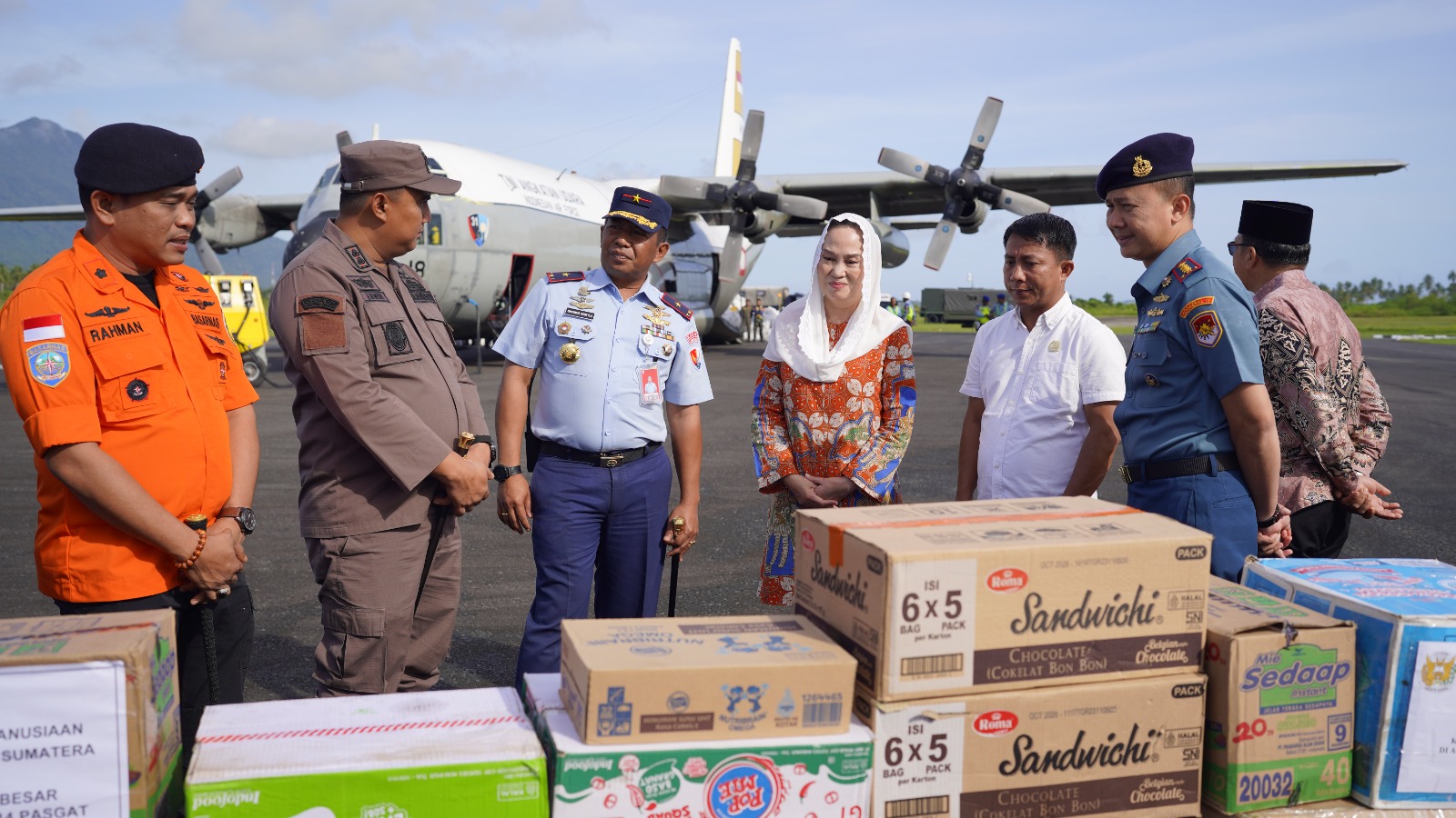 Bupati Natuna Kirim Bantuan Kemanusiaan untuk Korban Banjir Sumatra