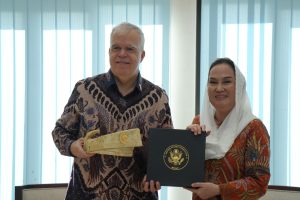 Read more about the article Bupati dan Wakil Bupati Natuna Sambut Kunjungan Dubes AS di Natuna