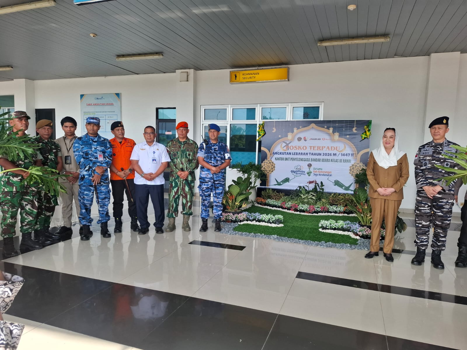 You are currently viewing Pastikan Arus Mudik Lebaran Berjalan Lancar, Bupati Natuna Tinjau Terminal Bandara Raden Sadjad Natuna