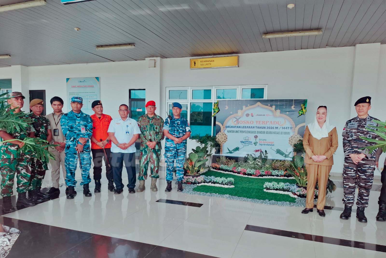 Pastikan Arus Mudik Lebaran Berjalan Lancar, Bupati Natuna Tinjau Terminal Bandara Raden Sadjad Natuna