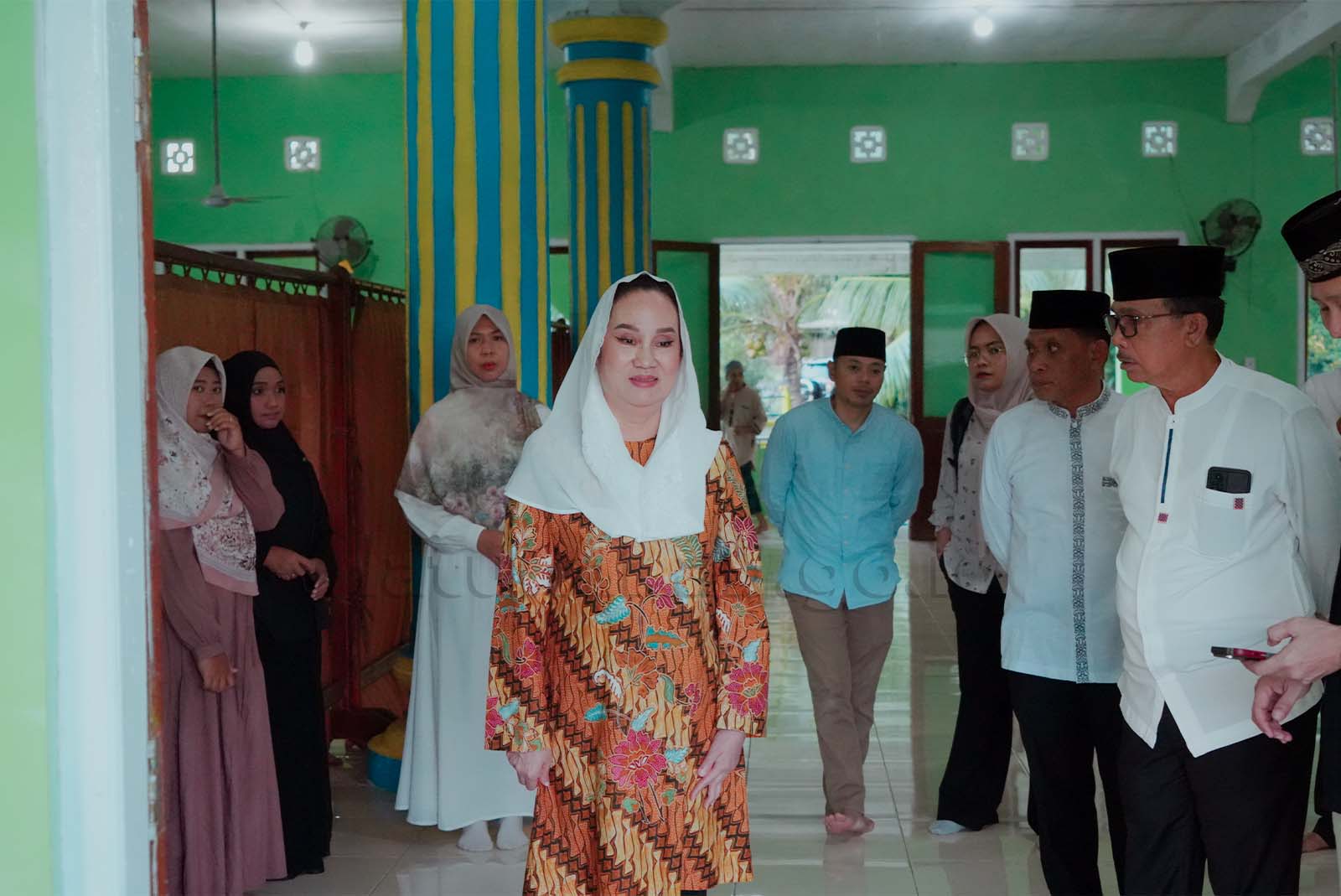 You are currently viewing Bupati Tinjau Kondisi Masjid dalam Rangka Safari Ramadan di Desa Air Lengit