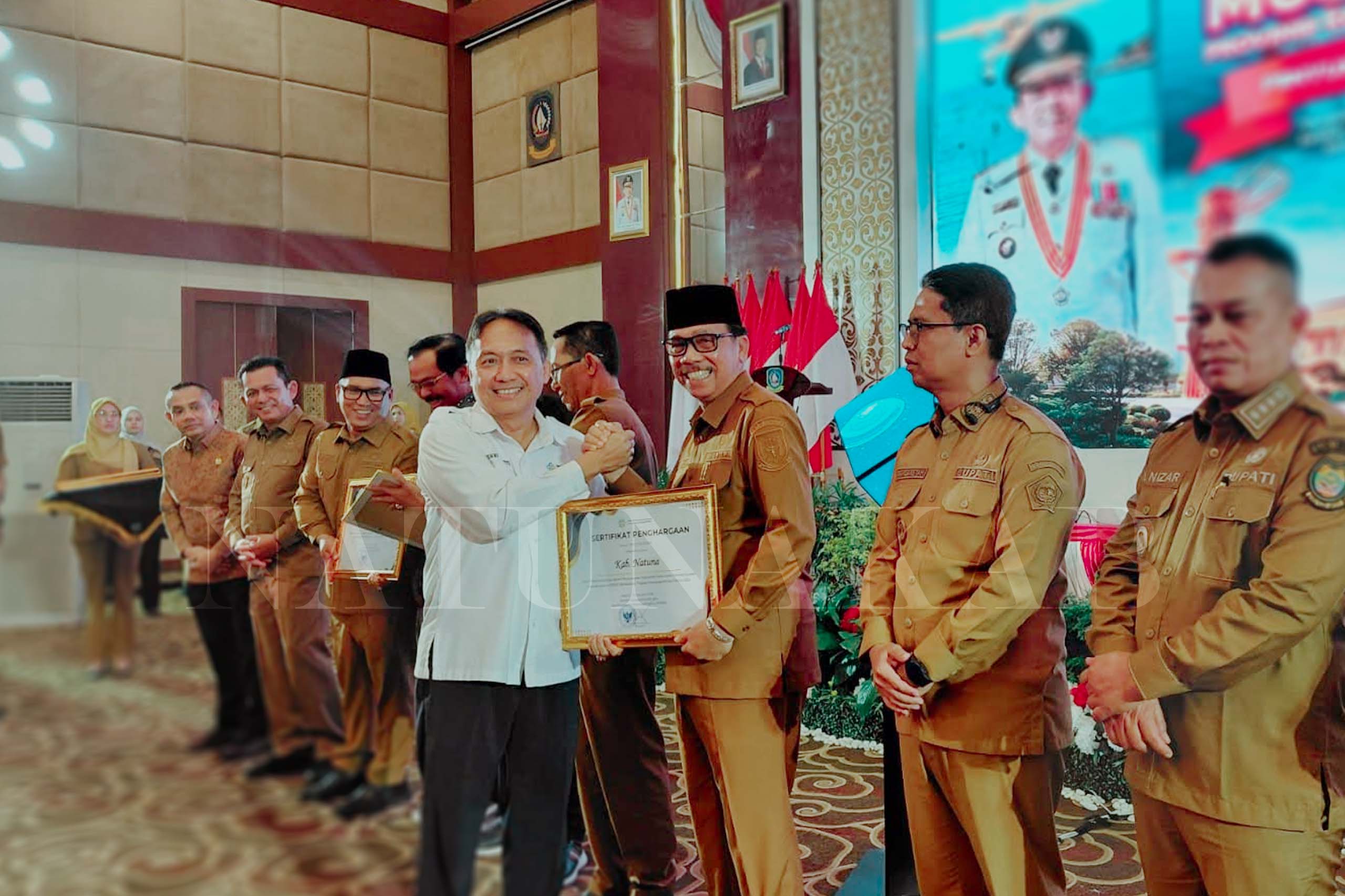 Natuna Raih Penghargaan PJPK Berkualitas Tingkat Kabupaten/Kota 2025 di Musrenbang RKPD Kepri 2027