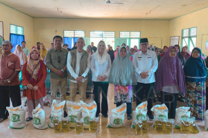 Read more about the article Bupati Natuna Launching Bantuan Pangan Februari-Maret 2026
